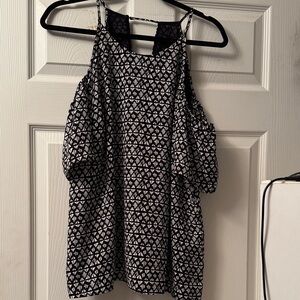 Apt 9 Black and White Patterned Cold Shoulder Top